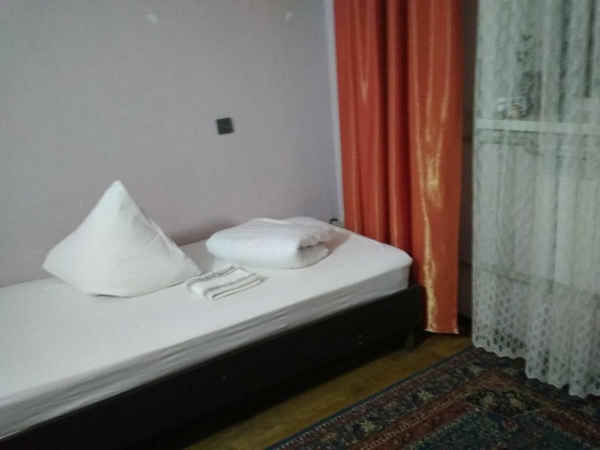 Saima Guest House Ош Экстерьер фото